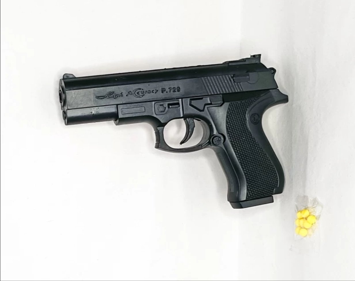 Kid's Toy Gun with refill
